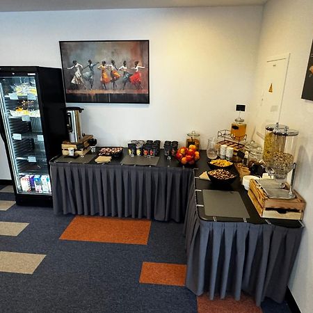 Kepler Club Riga Airport Hotel - Landside Public Area Ieki Экстерьер фото